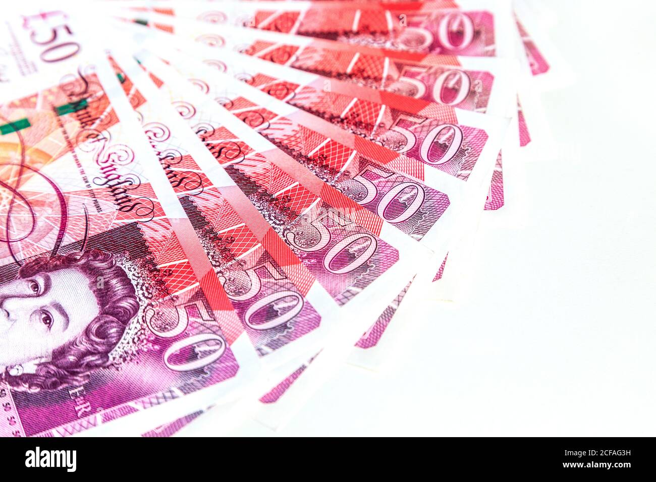 Un fan de 50 livres sterling en studio Banque D'Images