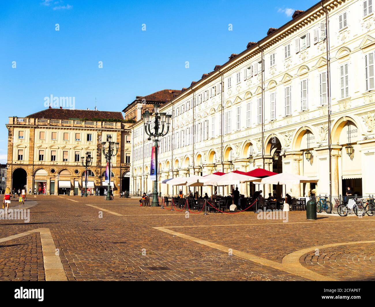 Bank carlo Banque de photographies et d'images à haute résolution - Alamy