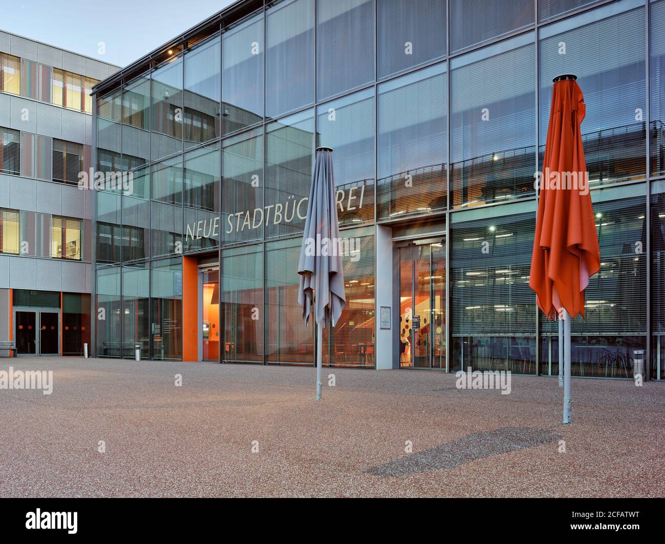 Nouvelle bibliothèque publique, Ernst-Reuter-Platz, ville d'Augsbourg, Souabe (Bavière), État libre de Bavière, Allemagne Banque D'Images