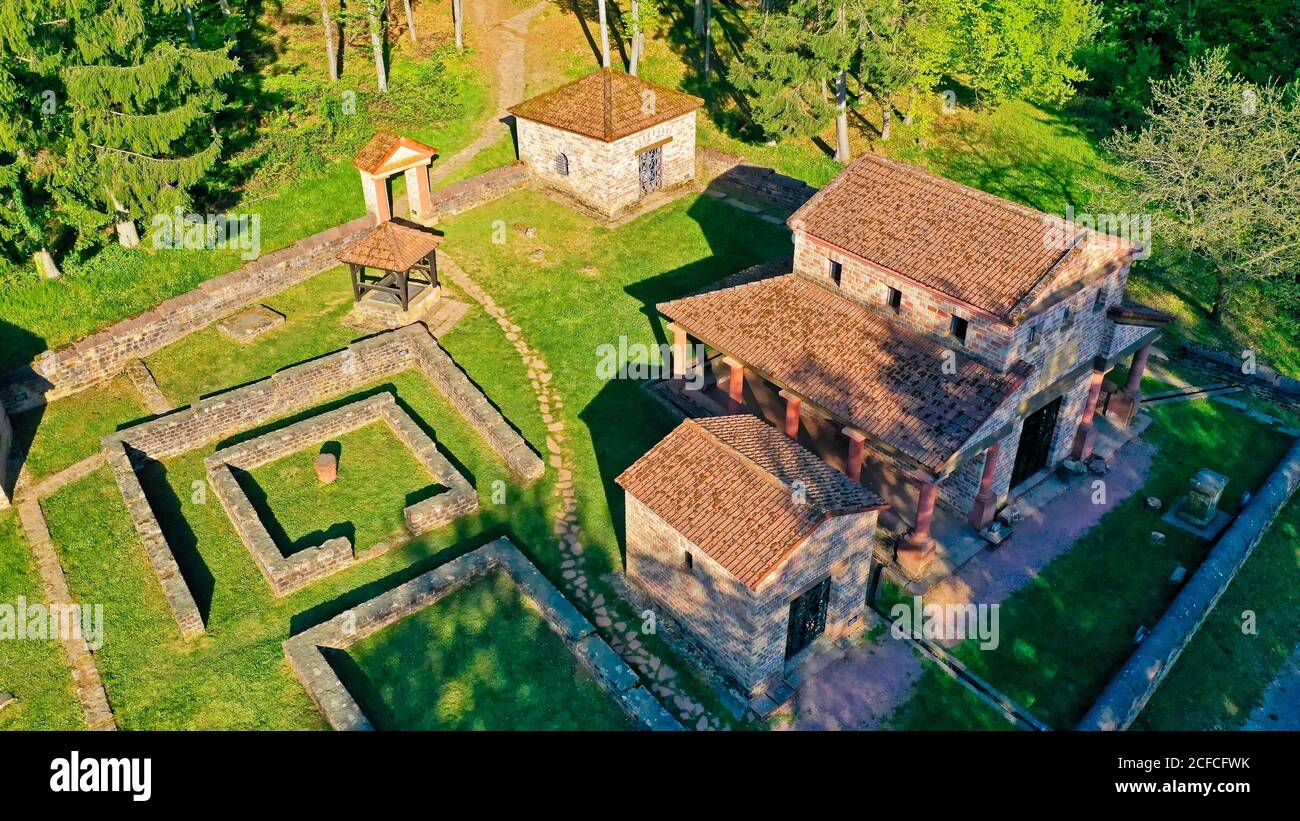 Quartier des temples romains sur le Metzenberg près de Tawern, Trèves-Sarrebourg, Rhénanie-Palatinat, Allemagne Banque D'Images