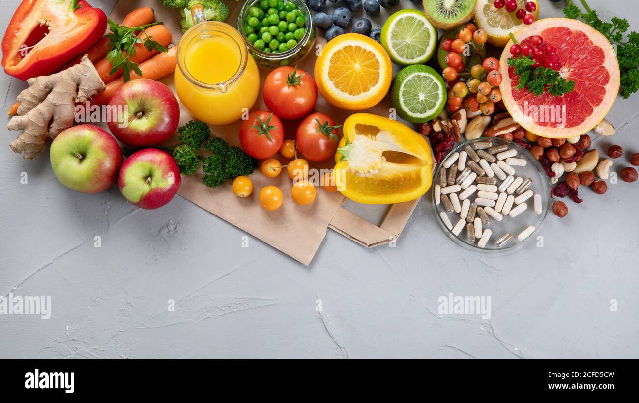 Aliments riches en vitamine C. aliments riches en antioxydants, fibres, glucides. Stimuler le système immunitaire et le cerveau; équilibrer le cholestérol; favorise la santé du cœur. Banque D'Images