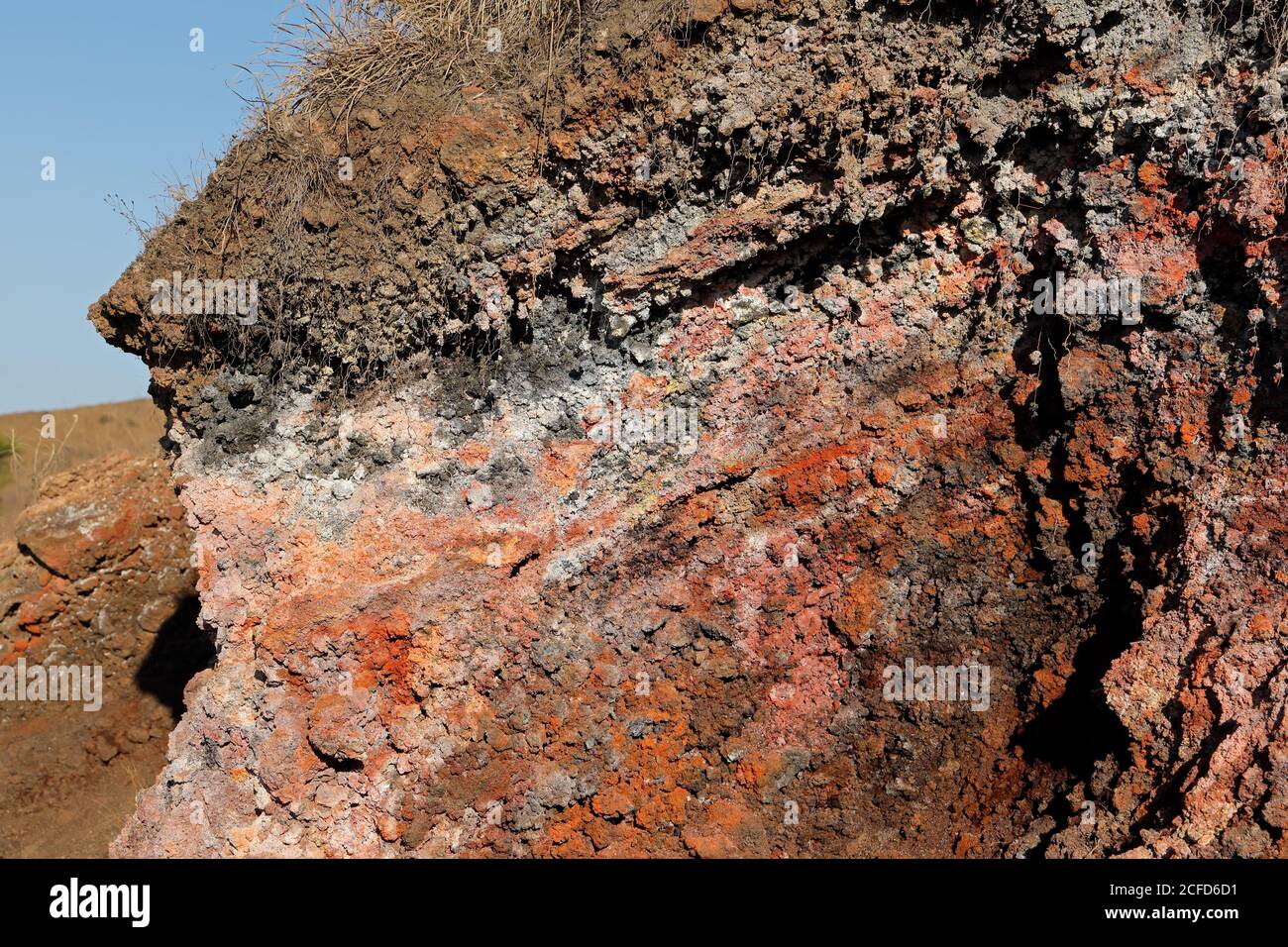 Roche de lave ignée érodée sur le mont Batur (volcan Kintamani), Bali, Indonésie Banque D'Images