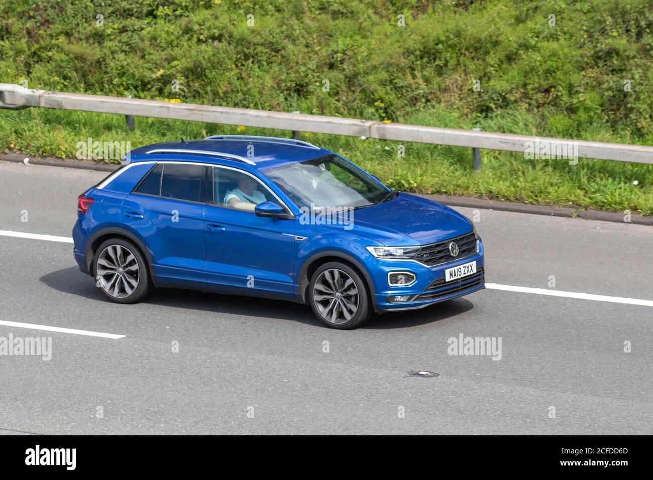 Volkswagen t roc r line tdi Banque de photographies et d’images à haute résolution Alamy