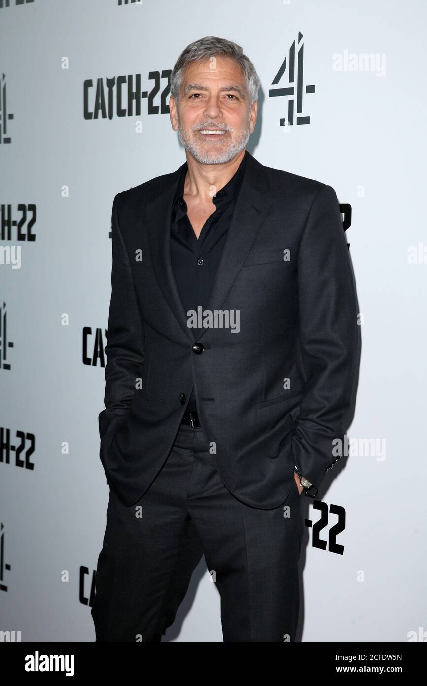 George Clooney participe à la première de Londres de 'Catch-22' à vue Westfield le 15 mai 2019 à Londres, Royaume-Uni. Banque D'Images