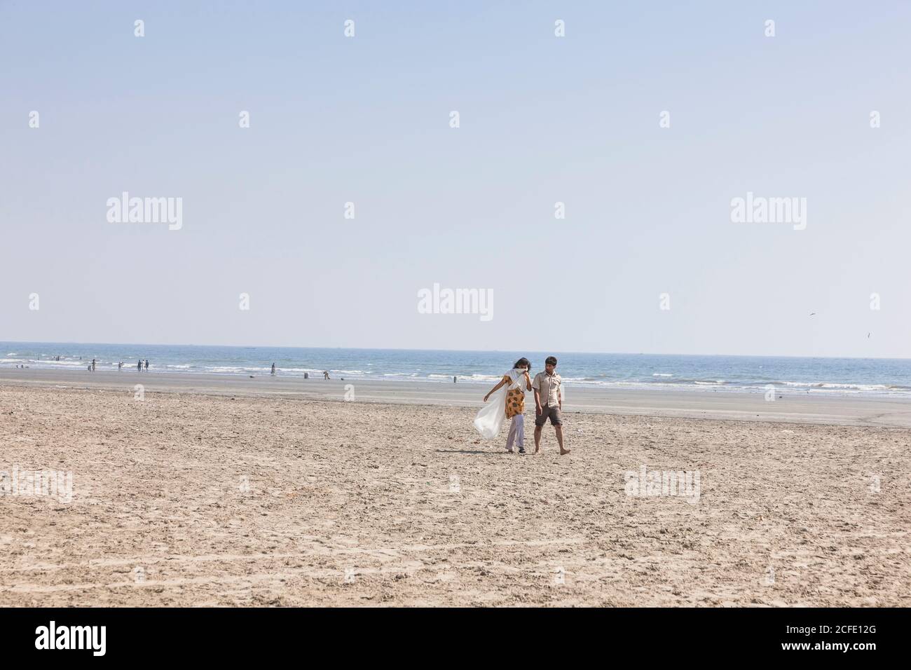 Personnes à Clifton Beach, Karachi, Sindh, Pakistan, Asie du Sud, Asie Banque D'Images