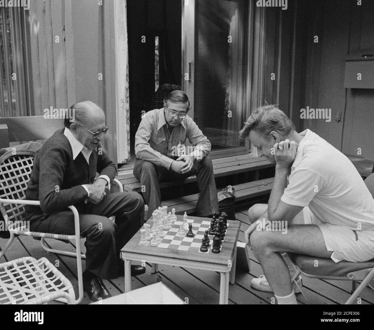 Menahem Begin et Zbigniew Brzezinski jouent aux échecs au Camp David. CA. 09/12/1978 Banque D'Images
