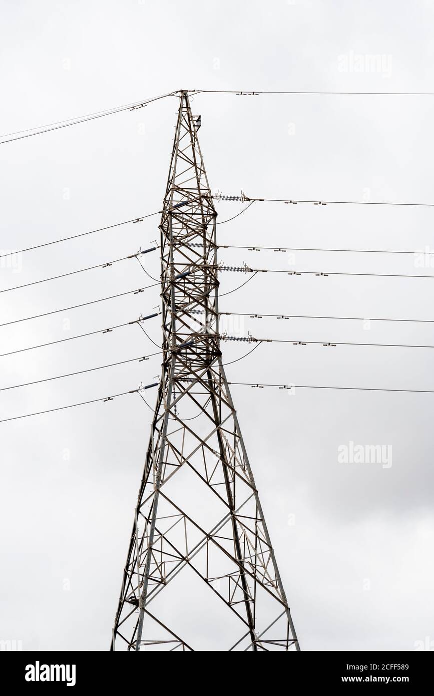 Structure de pôle électrique haute tension à Djibouti, Afrique de l'est Banque D'Images