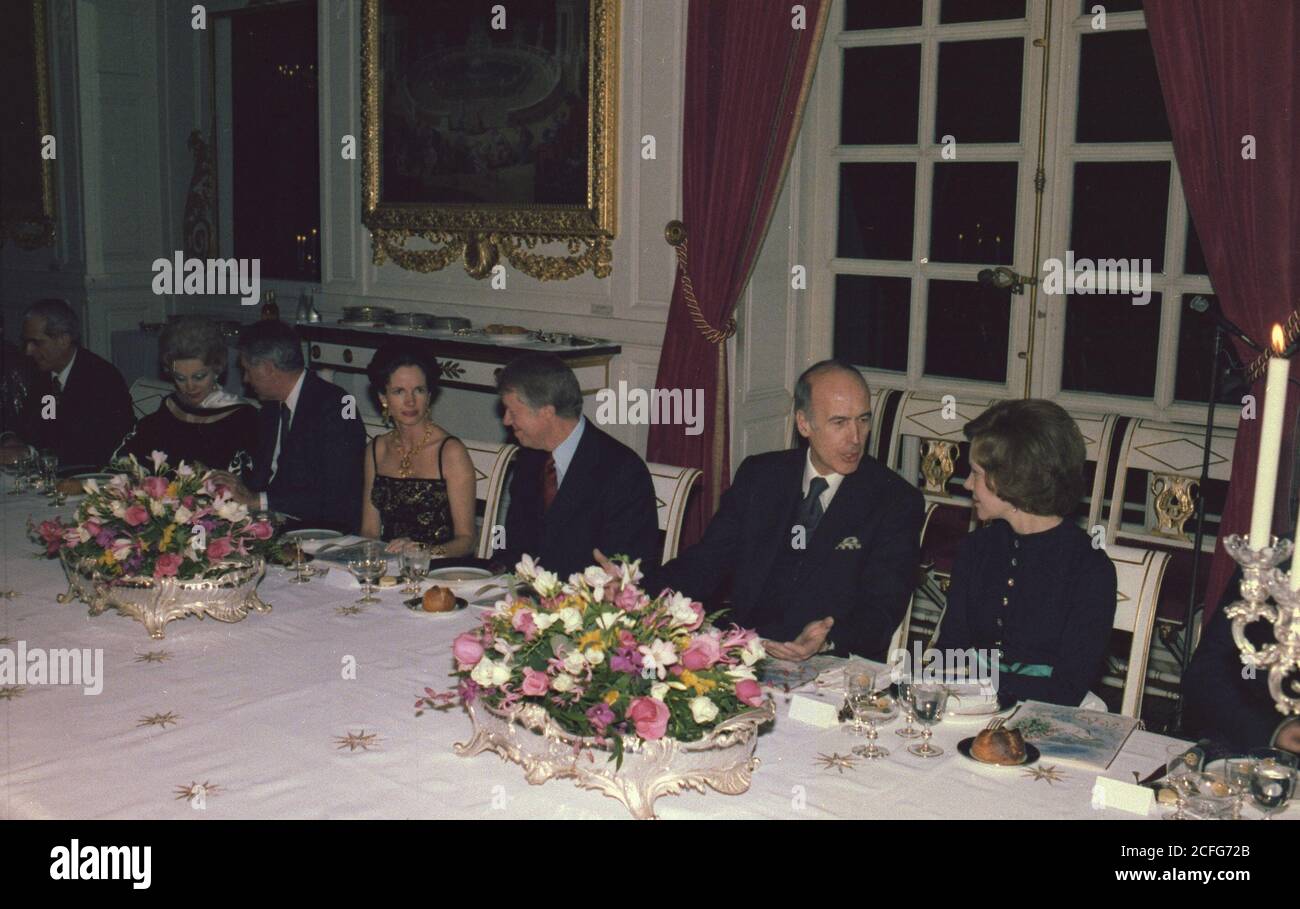 Jimmy carter et Rosalynn carter participent à un dîner organisé par Giscard d'Estaing Président de la France. CA. 5 janvier 1978 Banque D'Images