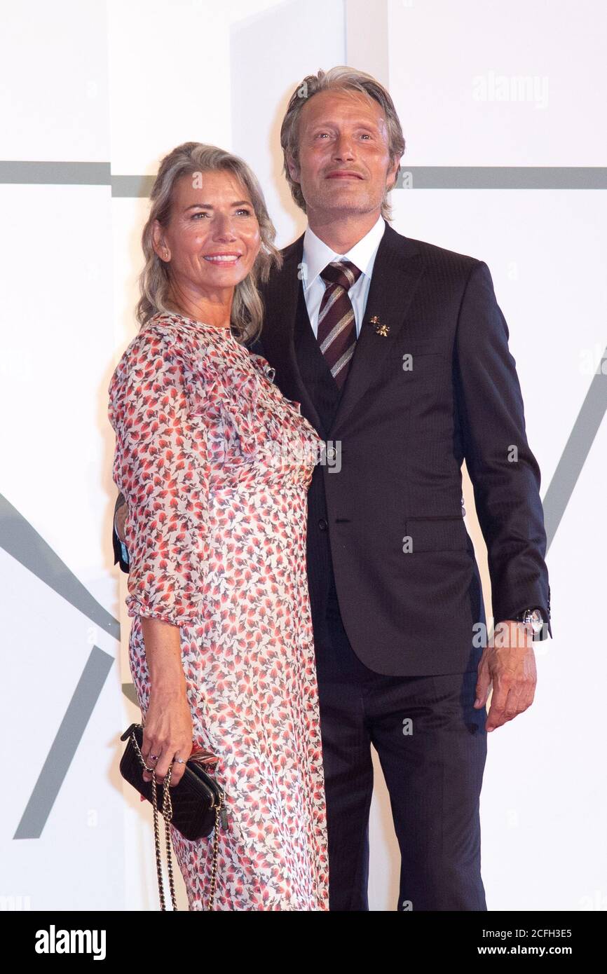 Hanne Jacobsen et Mads Mikkelsen, Premio Kineo, 77e Festival du film de Venise à Venise, Italie, le 05 septembre 2020. Photo de Ron Crusow/imageSPACE/MediaPunch Banque D'Images
