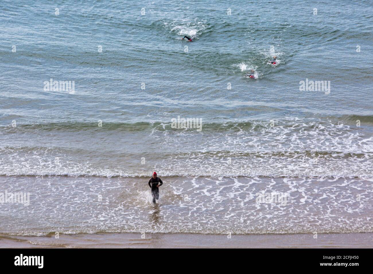 Bournemouth, Dorset, Royaume-Uni. 6 septembre 2020. Le triathlon international de Bournemouth a lieu à Bournemouth avec des participants à la course, au vélo et à la natation. Crédit : Carolyn Jenkins/Alay Live News Banque D'Images