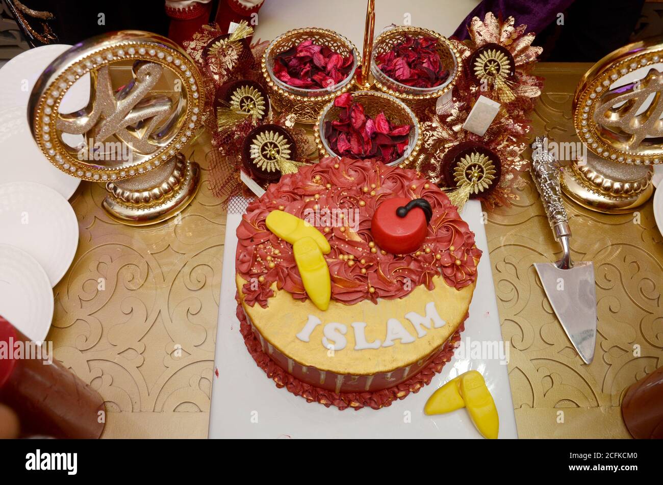 Gateau De Mariage Marocain Traditions Marocaines Mariage Marocain Photo Stock Alamy