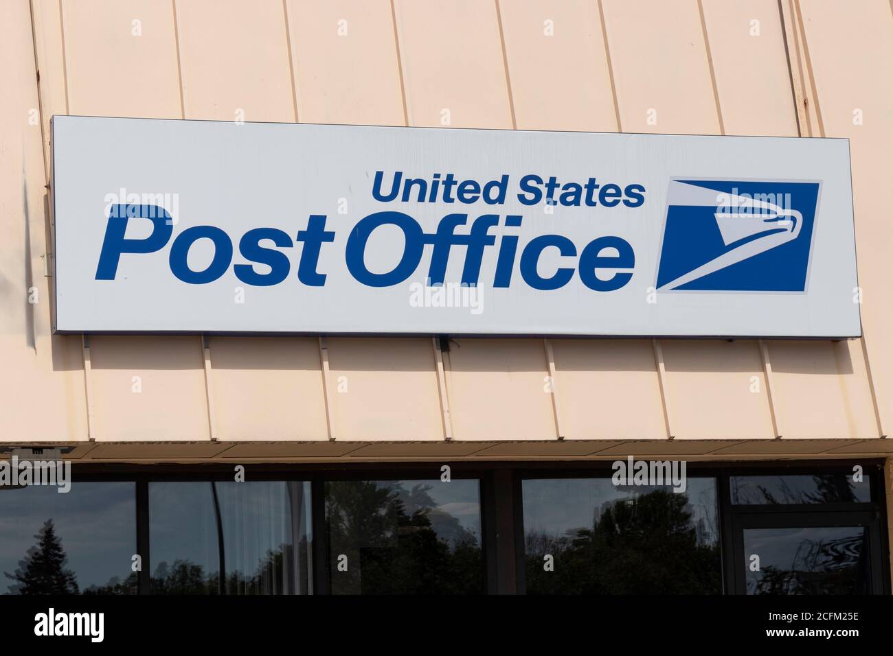 Tolède - Circa septembre 2020 : bureau de poste USPS. L'USPS est responsable de la livraison du courrier et du service postal. Banque D'Images