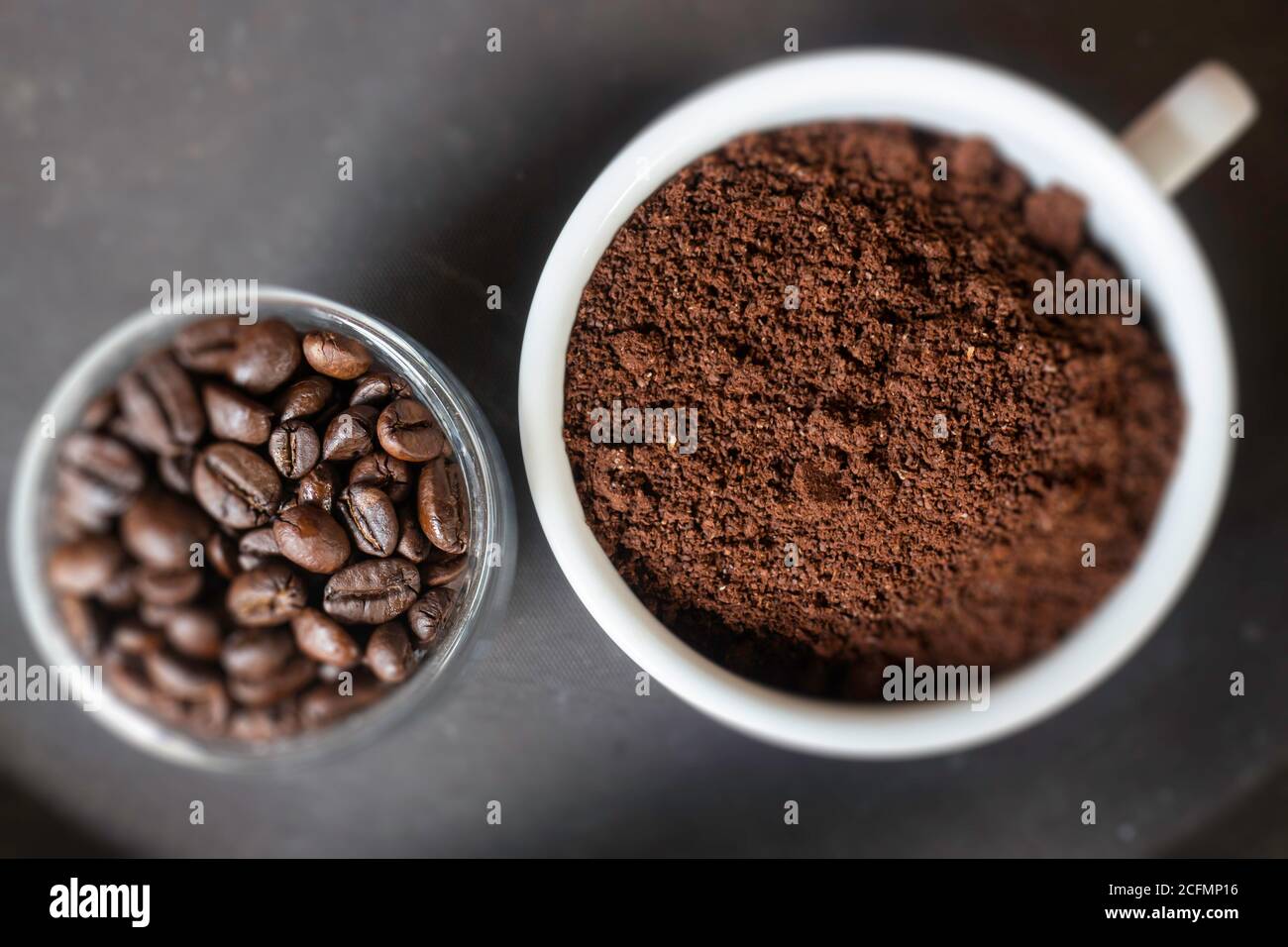 Grains de café fraîchement torréfiés, photo Banque D'Images