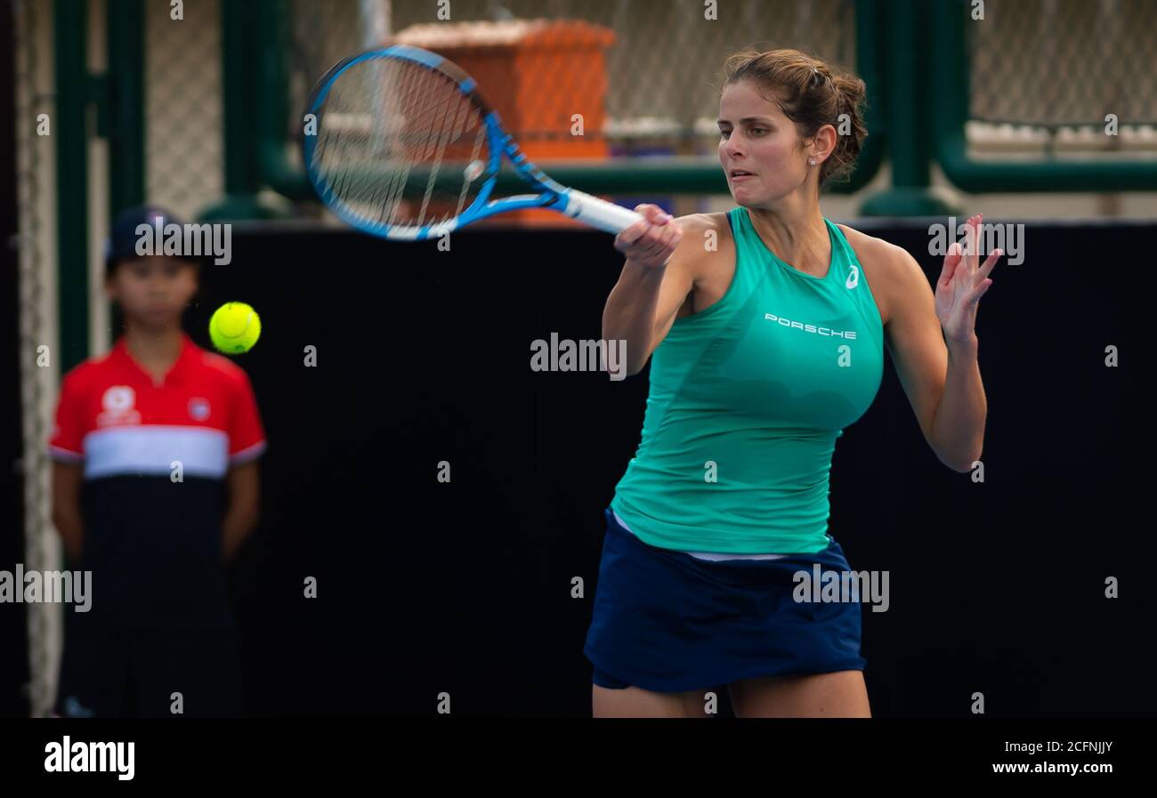 Julia Goerges de l'Allemagne jouant des doubles à la Chine 2019 Open Premier obligatoire tournoi de tennis Banque D'Images