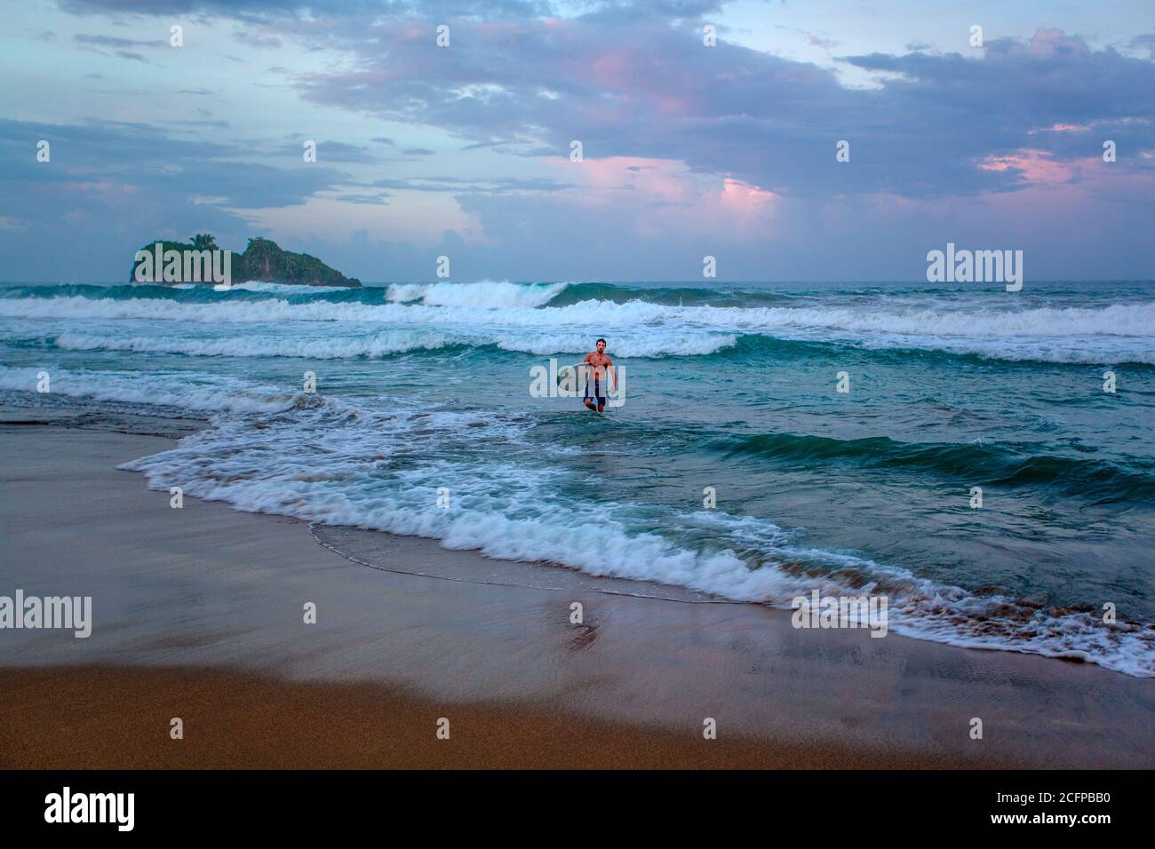 ©Jarmila ☼ ☼ ☼ Pura Vida, Costa Rica rêve sable et plaisir et surf à Puerto Viejo © Jarmila Banque D'Images