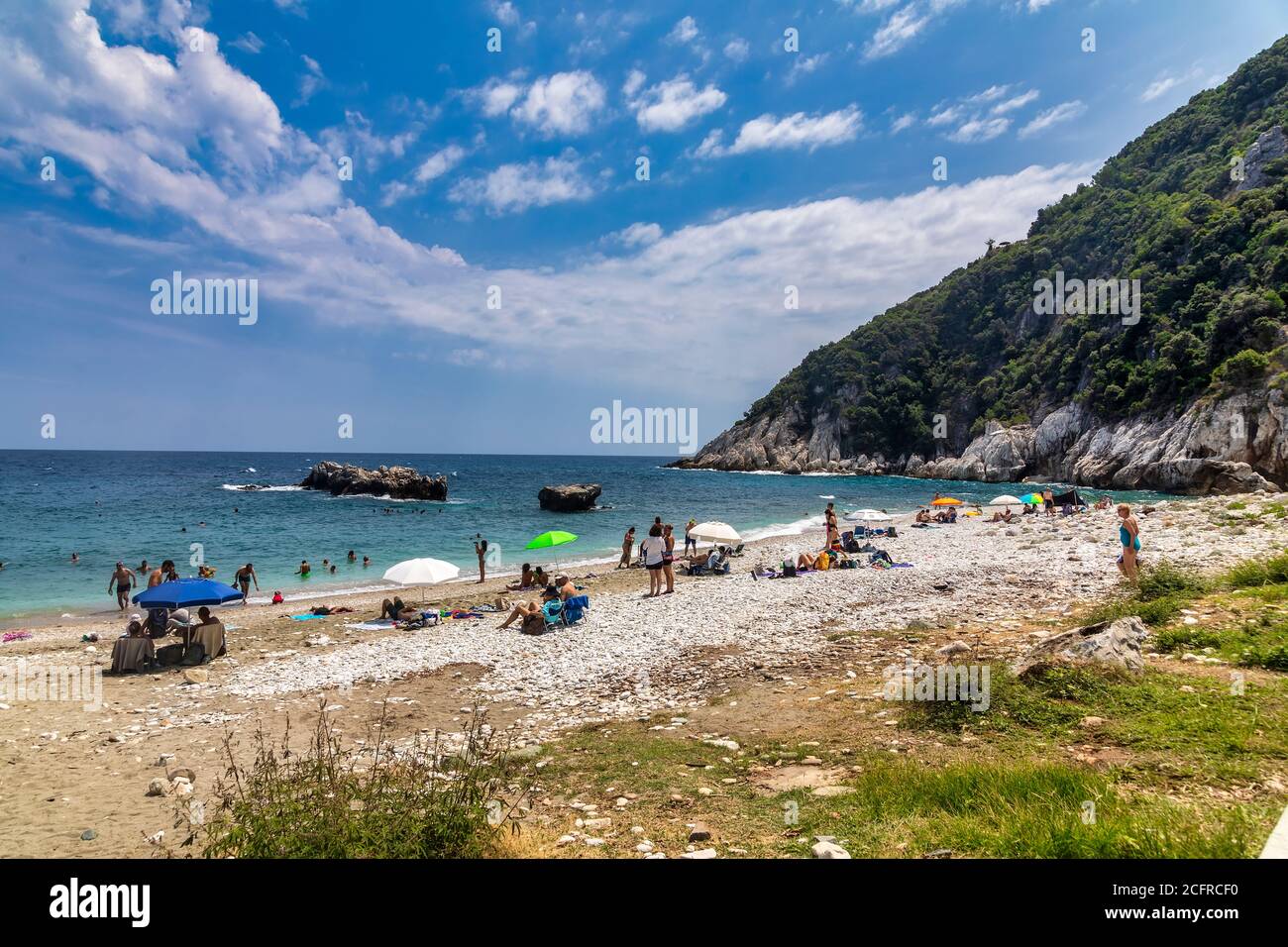 Pélion, Grèce - 8 août 2020 : plage pittoresque de Damouchari à Pélion, en Grèce Banque D'Images