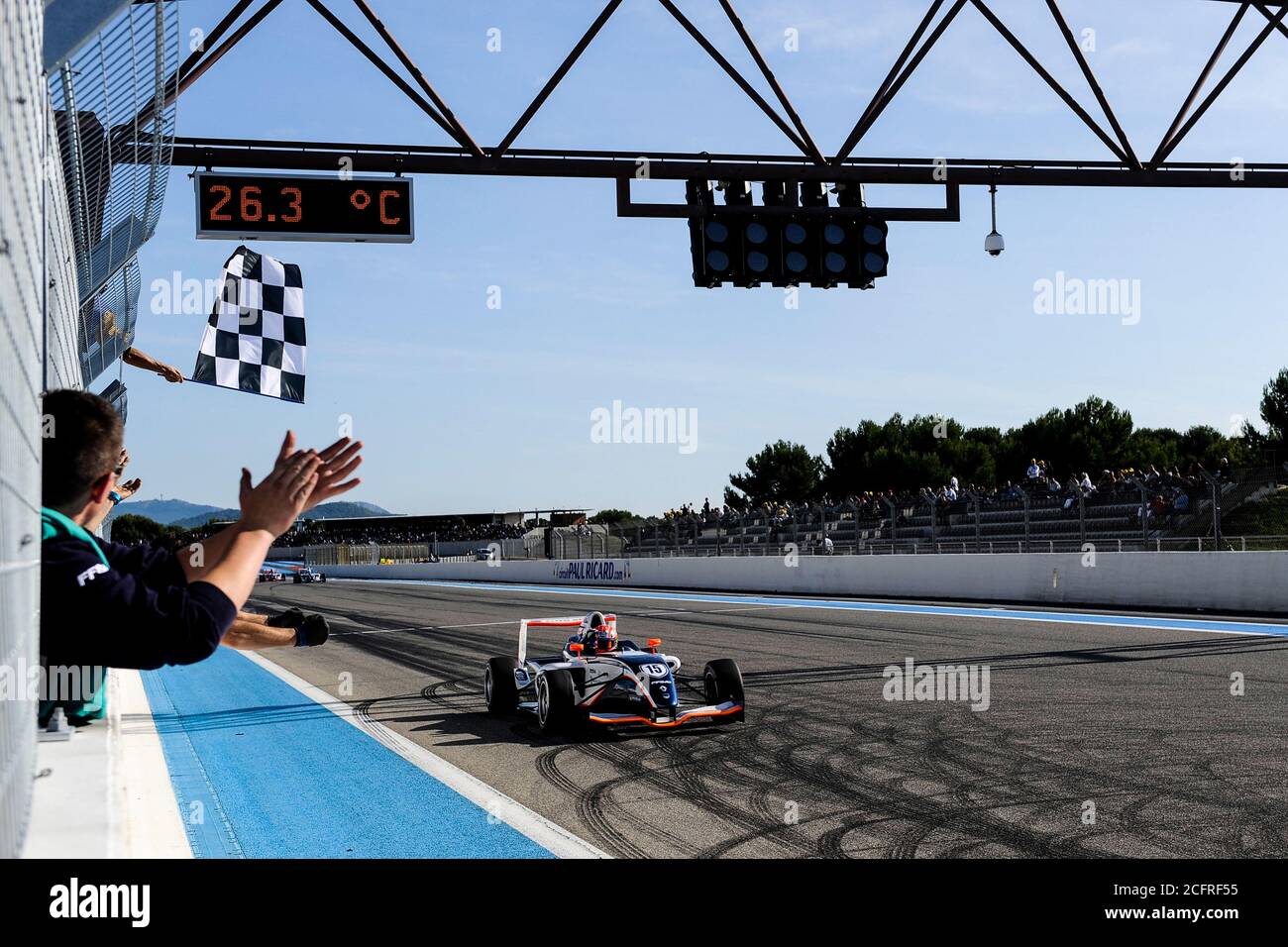 MOTORSPORT - GT TOUR 2011 - LE CASTELLET (FRA) - 28 AU 30/10/2011 - PHOTO : JULIEN CROSNIER / DPPI - 15 GASLY Pierre / FORMULE F4 1.6L - ACTION crédit: LM/DPPI/DPPI/Julien Crosnier/Alamy Live News Banque D'Images