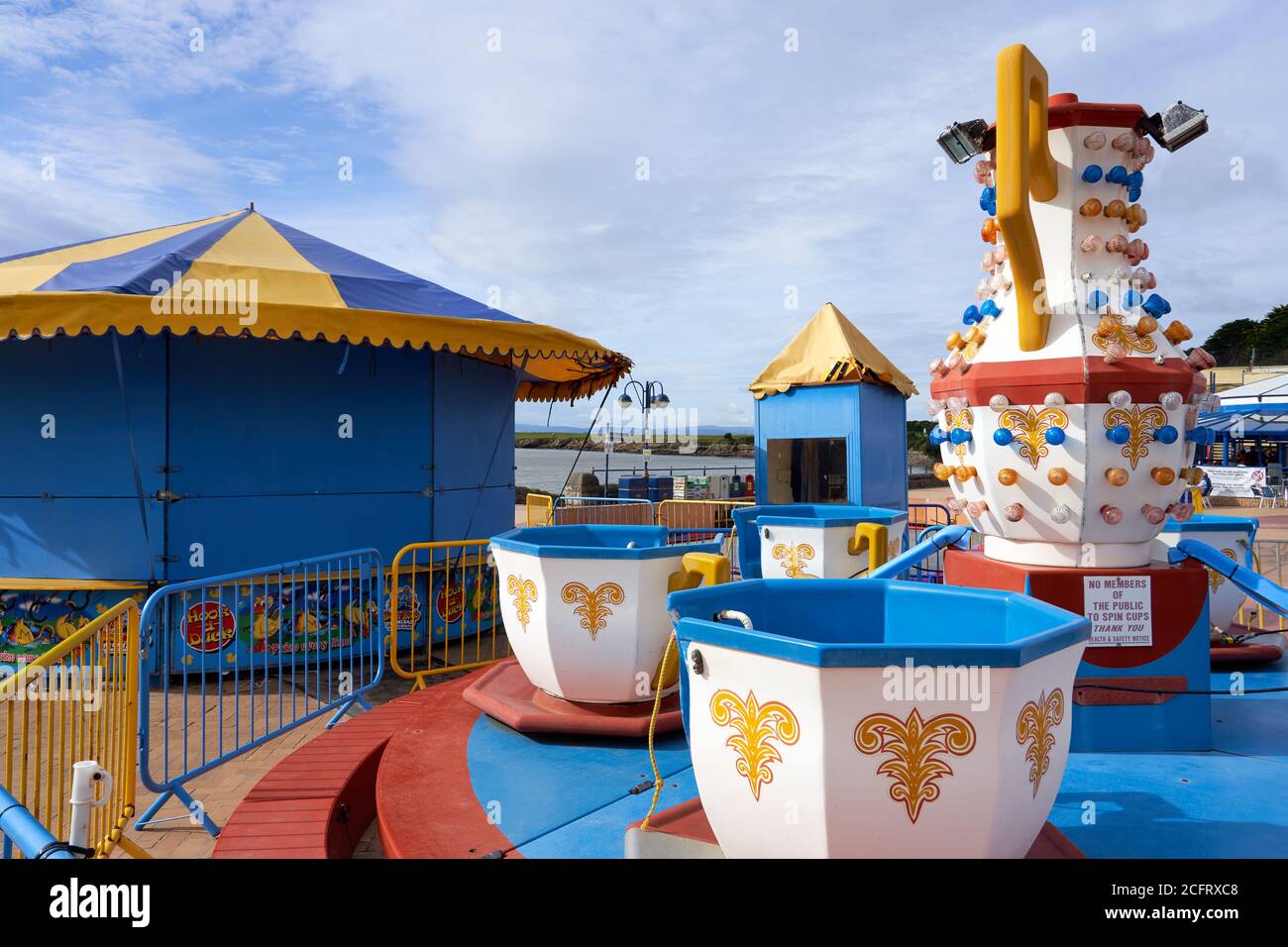 Promenade en voiture au parc d'attractions, Whitmore Bay, Barry Island, pays de Galles du Sud Banque D'Images