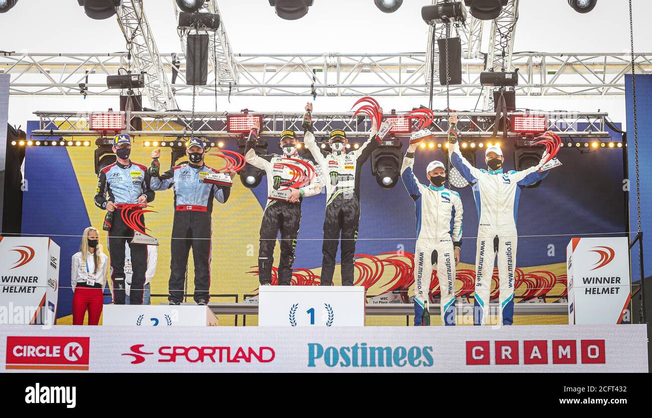 35 SOLBERG Oliver, JOHNSTON Aaron, Volkswagen Polo GTI R5, podium lors du Rally Estonie 2020, 4e manche du Championnat WRC 2020 de la FIA à partir de sept Banque D'Images