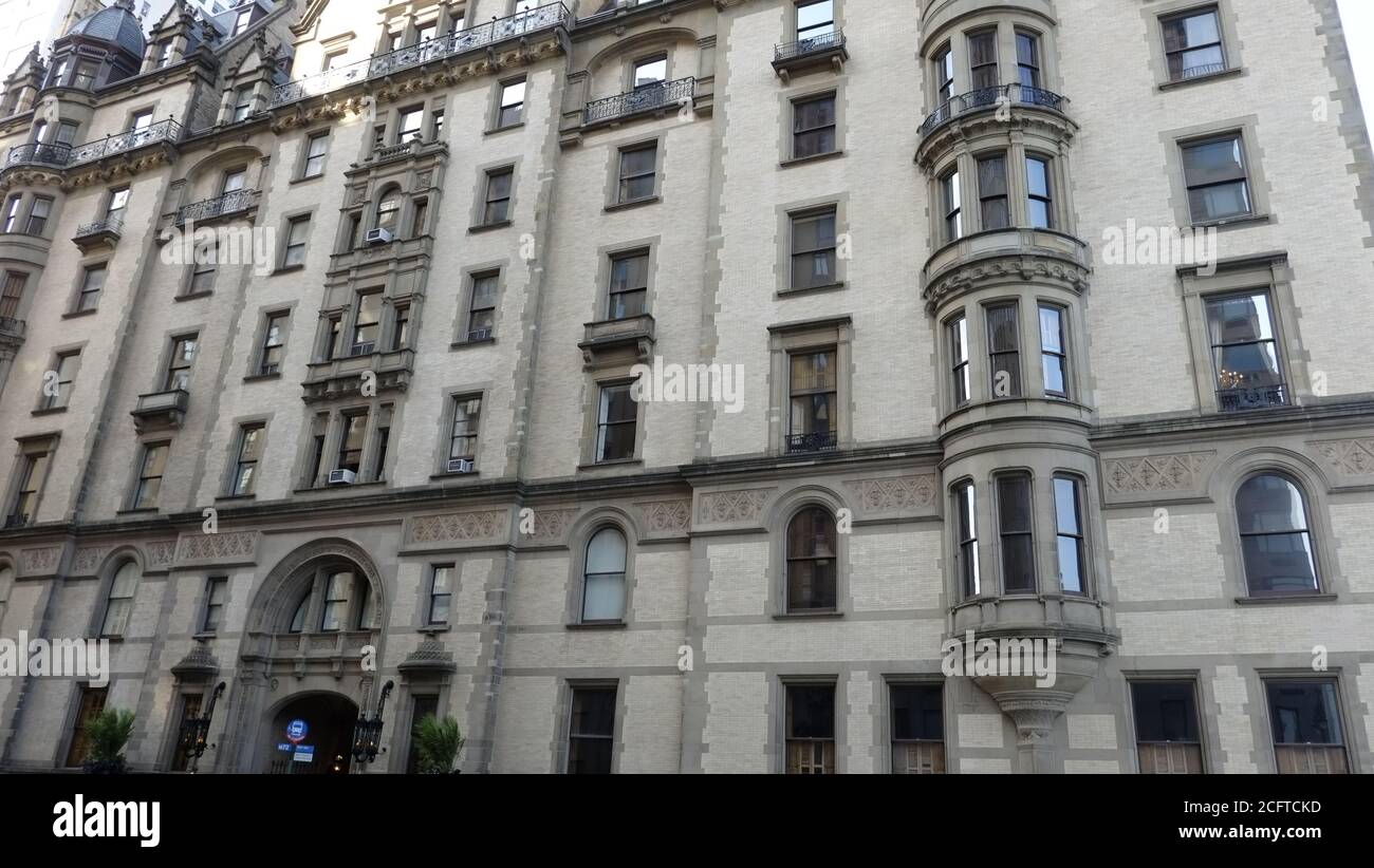 Dakota Building, New York, fut la maison de John Lennon, un ancien membre des Beatles, de 1973 jusqu'à son meurtre dans l'arcade de l'édifice en 1980. Banque D'Images