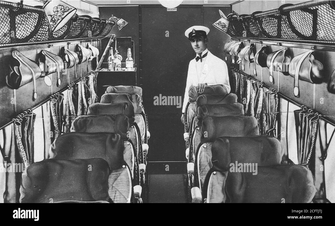 IMPERIAL AIRWAYS Silver Service de Luxe cabine dans un Armstrong Whitworth Argosy vers 1930 Banque D'Images