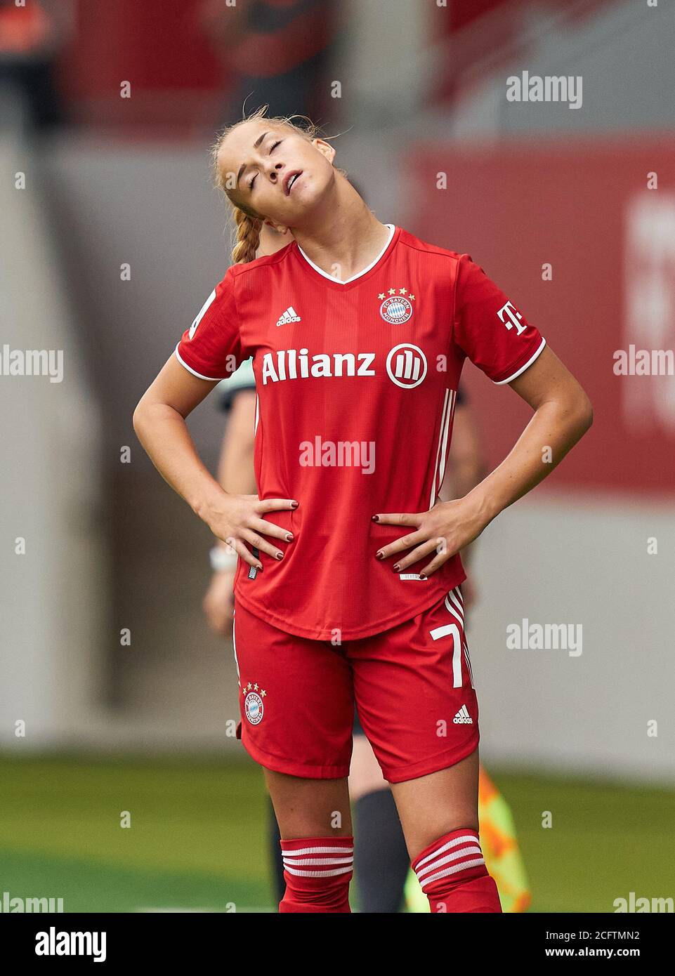 Football Munich - sable, Munich 6 sept. 2020. Giulia GWINN, FCB Women Nr. 7 FC BAYERN MUENCHEN - SC SAND 6-0 - DFL REGLEMENTATIONS INTERDISENT TOUTE UTILISATION DE PHOTOGRAPHIES comme SÉQUENCES D'IMAGES et/ou QUASI-VIDÉO - 1.Women German Soccer League , Munich, 6 septembre 2020. Saison 2019/2020, match jour 1, FCB, Munich, Campus du FC Bayern © Peter Schatz / Alamy Live News Banque D'Images