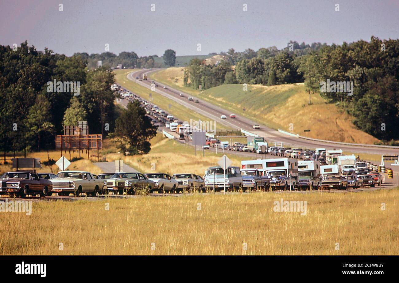 Beaucoup de trafic sur l'autoroute 25 sortie de l'Interstate 65, septembre 1972 au Tennessee Banque D'Images