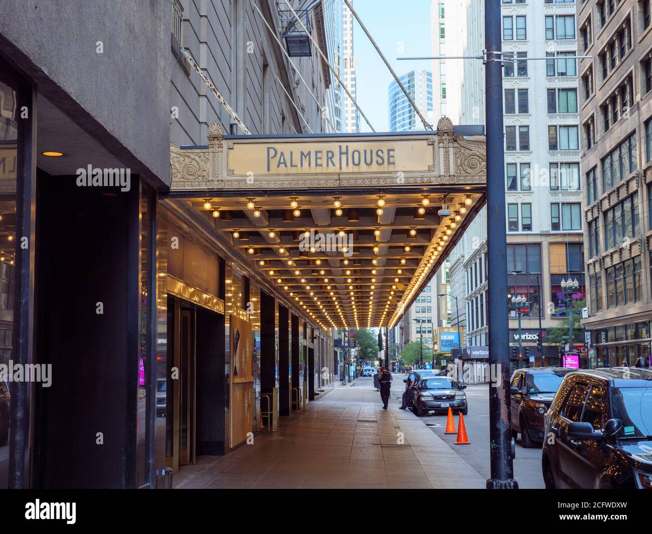 Chicago, Illinois, États-Unis. 7 septembre 2020. Le célèbre Palmer House Hotel peut fermer définitivement. Les propriétaires ont une dette de 300 millions de dollars et une procédure de forclusion contre eux a été déposée. La propriété avait été temporairement fermée en raison de la pandémie COVID-19. Banque D'Images