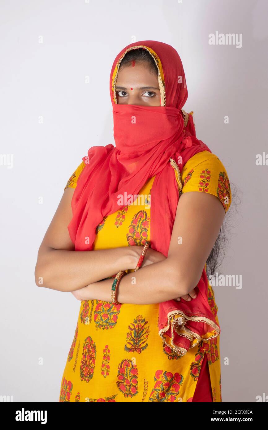 Femme indienne visage couvert de stalle Banque D'Images