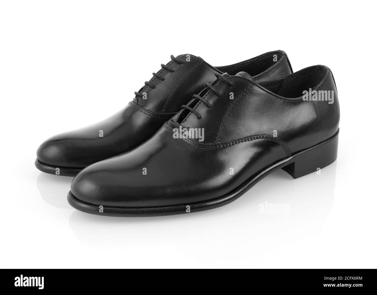 Cuir hommes chaussures isolées sur blanc Banque D'Images