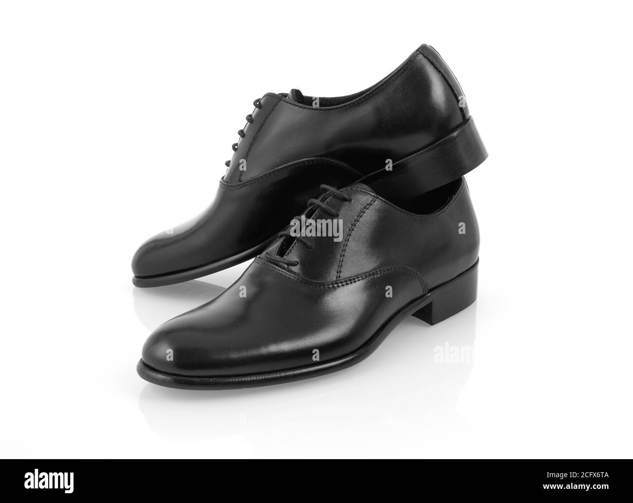 Les hommes habillent des chaussures isolées sur blanc Banque D'Images