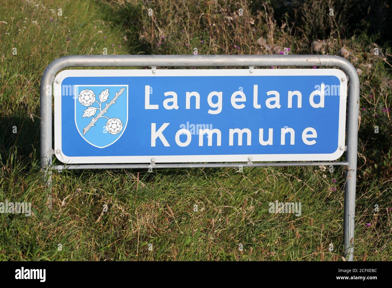 Panneau routier de la municipalité de Langeland au Danemark Banque D'Images