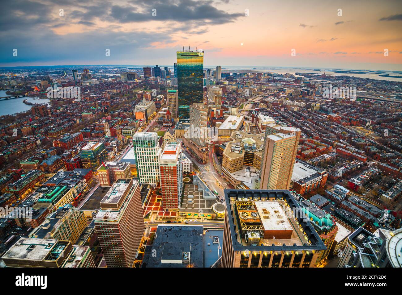 Boston, Massachusetts, États-Unis horizon du centre-ville à la tombée de la nuit. Banque D'Images