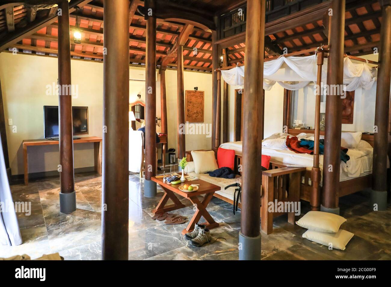 A l'intérieur du Pilgrimage Village Boutique Resort & Spa, un hôtel 5 étoiles traditionnel à Hue, Vietnam, Asie Banque D'Images