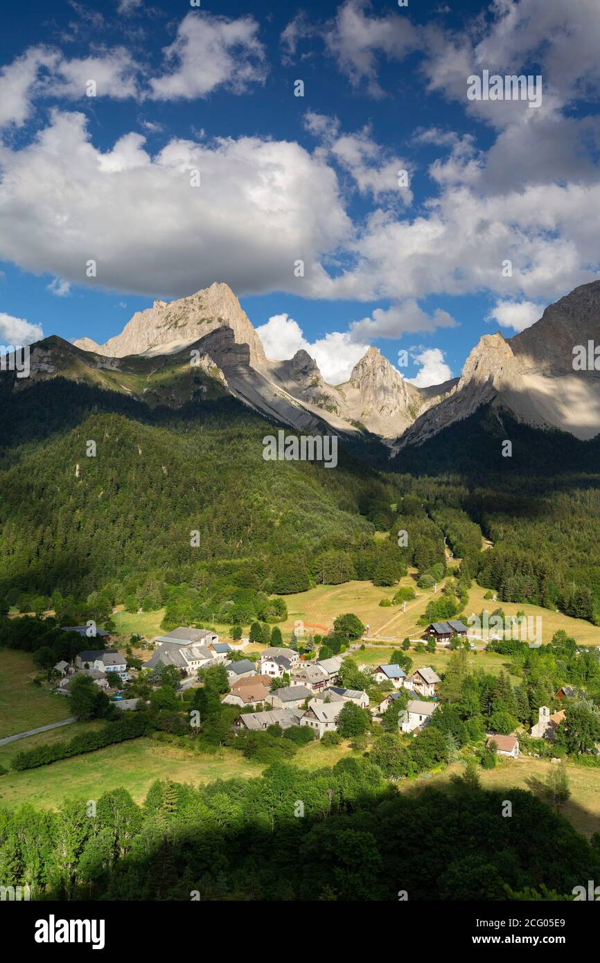 France, Drôme, Parc naturel régional du Vercors, vallée de Jarjatte, village de Jarjatte Banque D'Images