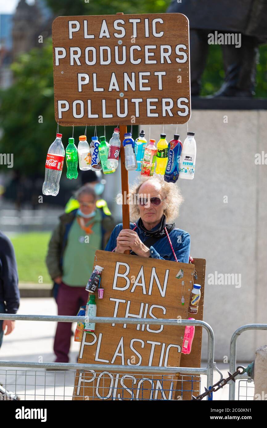 Westminster, Londres, Royaume-Uni. 8 septembre 2020. Le jour 8 extinction rébellion XR marche sur Whitehall en signe de protestation. Crédit photo: Paul Lawrenson-PAL Media/Alay Live News Banque D'Images