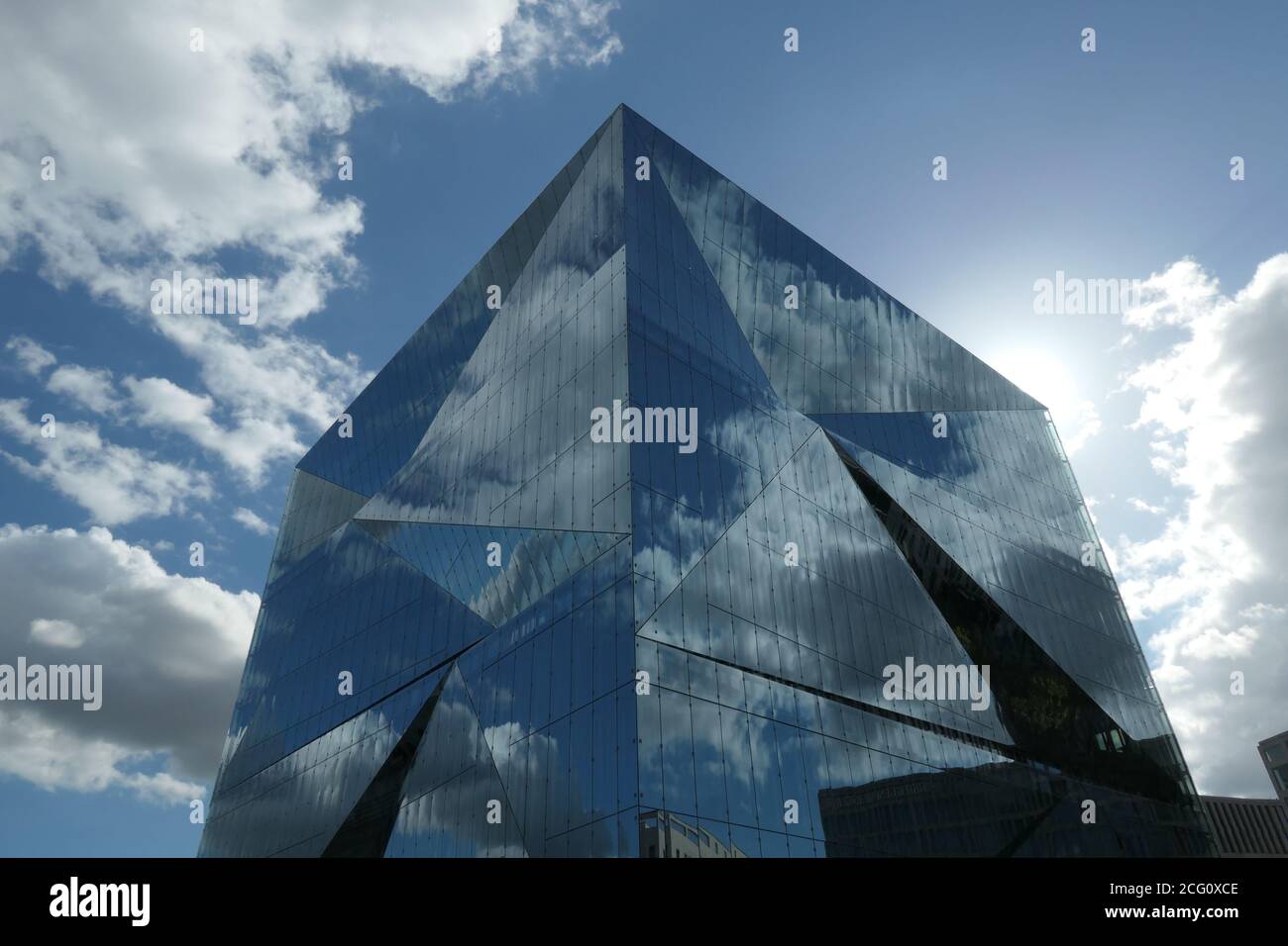 Le Cube Am Hauptbahnhof à Berlin Banque D'Images