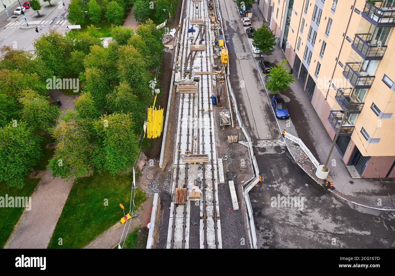 Une vue aérienne des voies de tramway est en cours de construction à Espoo, en Finlande. Banque D'Images