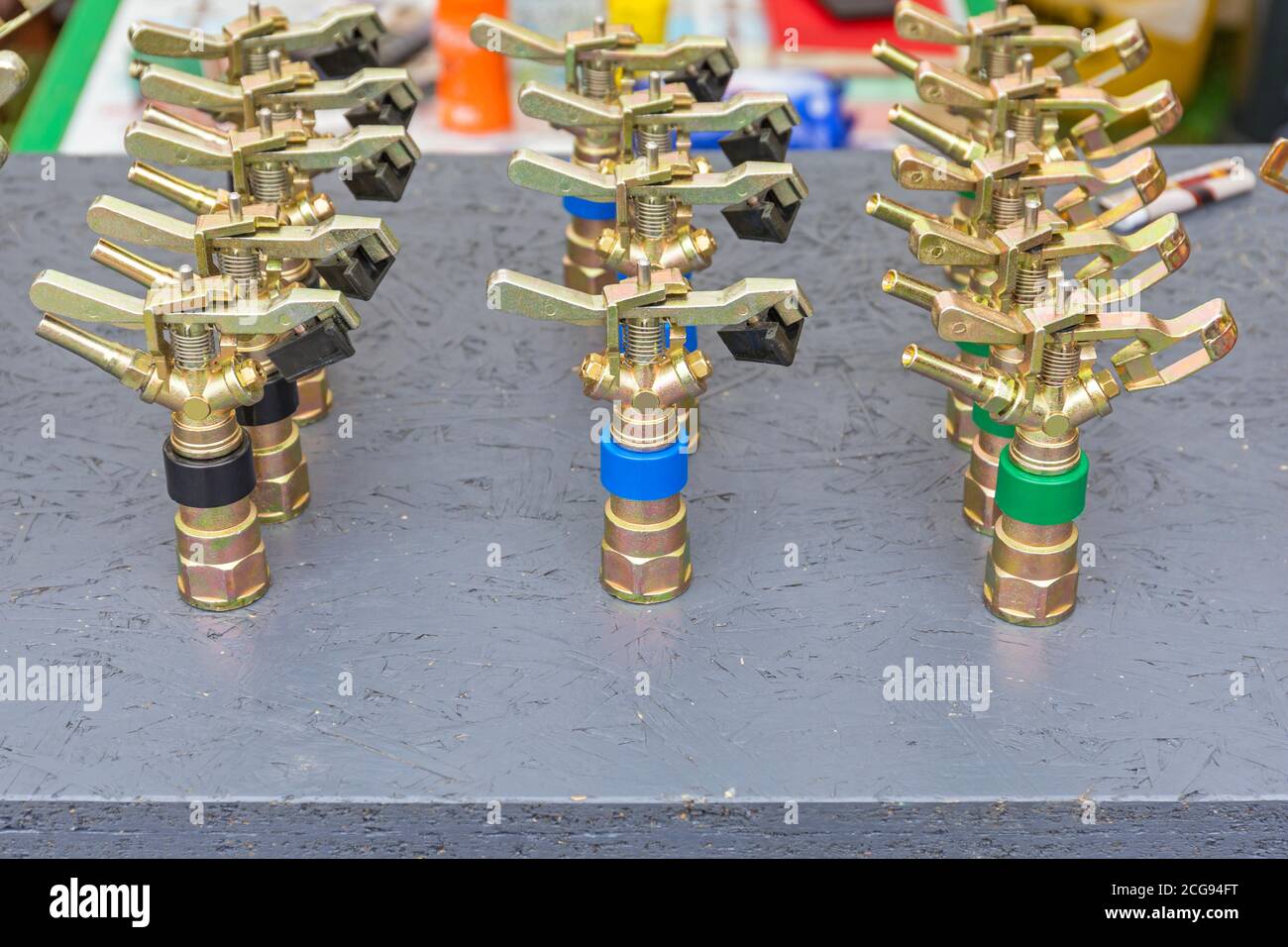 Arroseurs d'eau pour pièces de gicleurs de système d'irrigation Banque D'Images