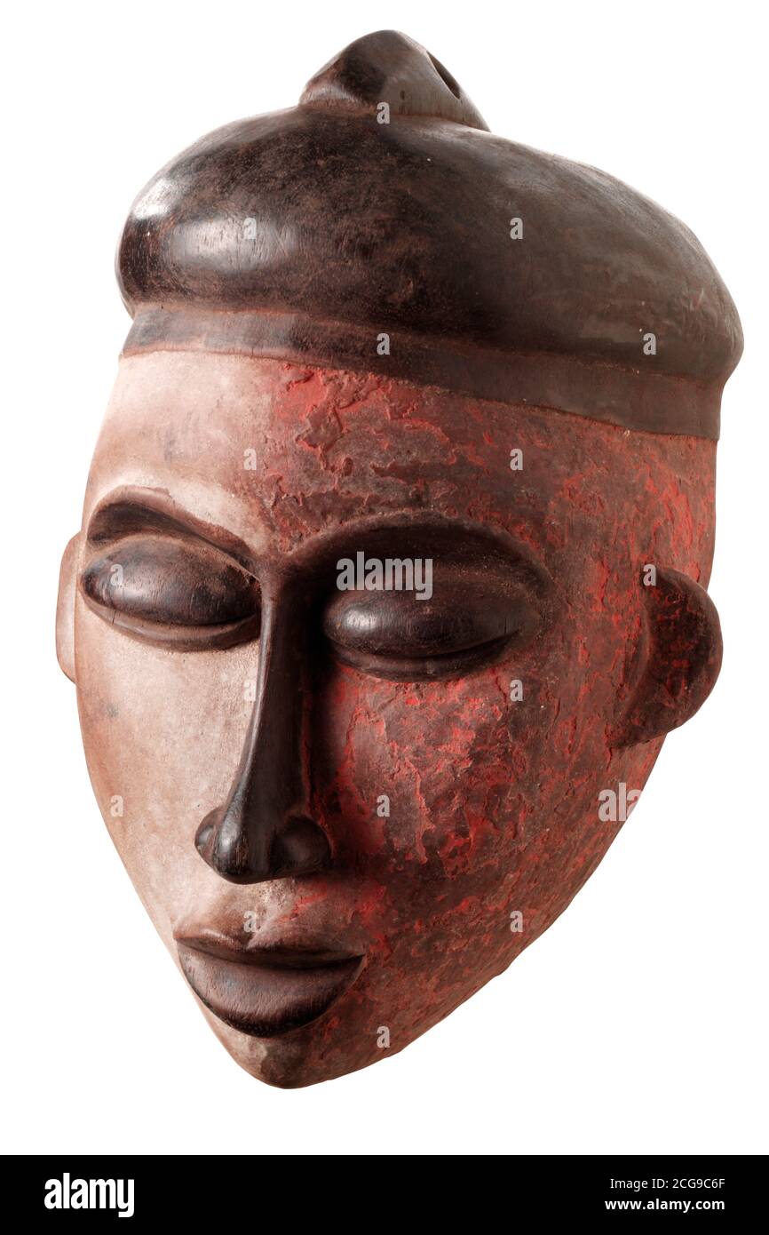 Masque de cérémonie tribal africain, masque traditionnel de tribu en bois, découpé Banque D'Images