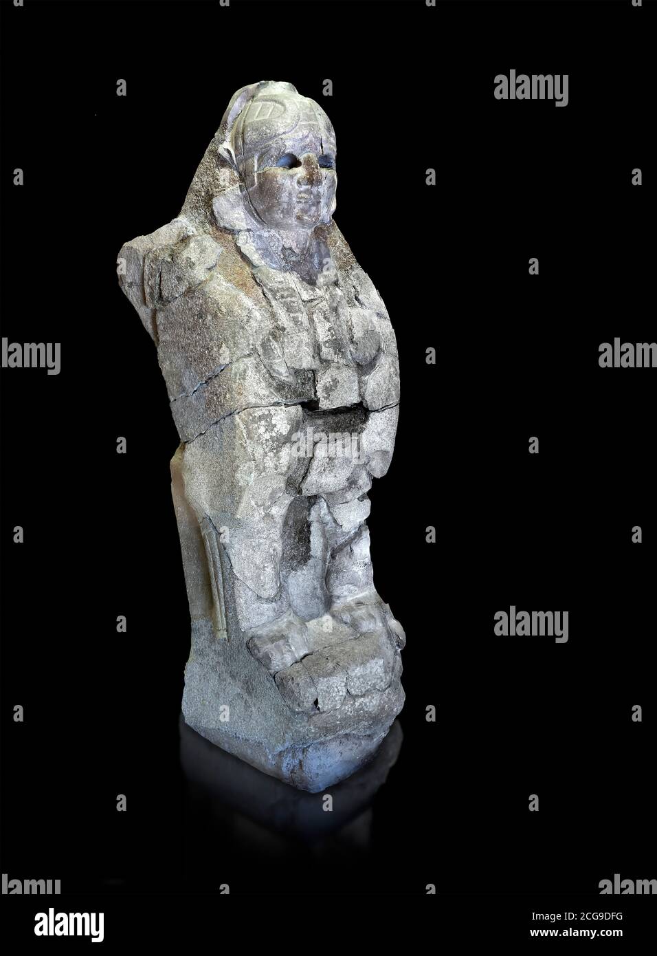 Sculpture de sphinx hittite d'un des 4 sphinx de la porte Sphinx de  Hattusa, Nouveau Royaume hittite, 13ème cent BC , Musée archéologique de  Bogazkale Photo Stock - Alamy
