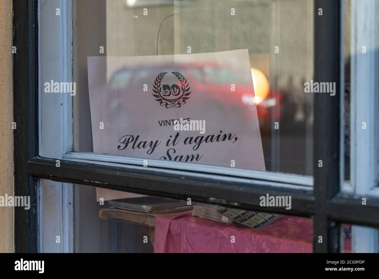Vintage thrift shop Jouez à nouveau, Sam dans le quartier Kruununhaka d'Helsinki, Finlande Banque D'Images