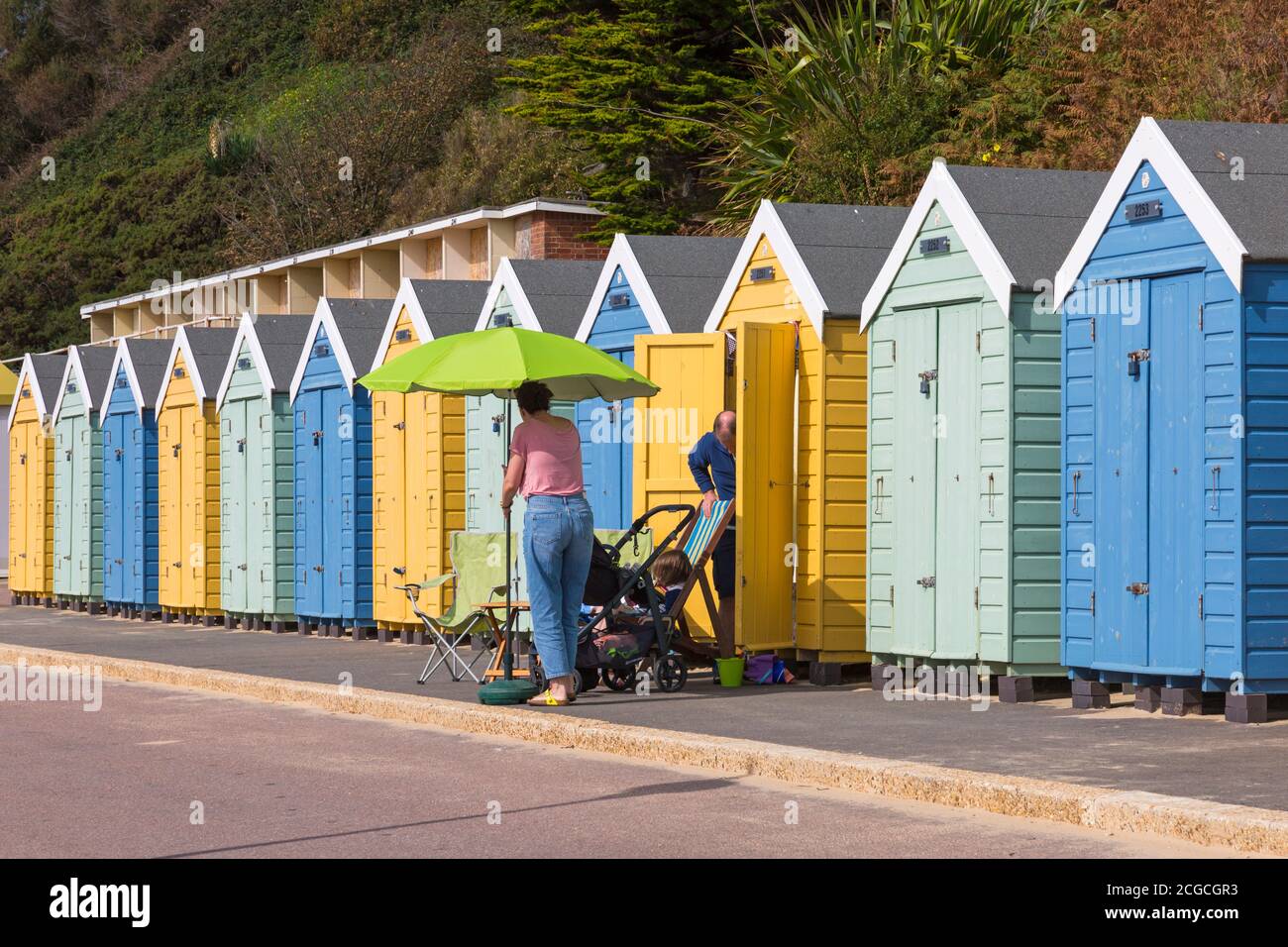 Bournemouth, Dorset, Royaume-Uni. 10 septembre 2020. Météo au Royaume-Uni : chaud et ensoleillé, tandis que les visiteurs se rendent au bord de la mer pour profiter du soleil sur les plages de Bournemouth. Crédit : Carolyn Jenkins/Alay Live News Banque D'Images
