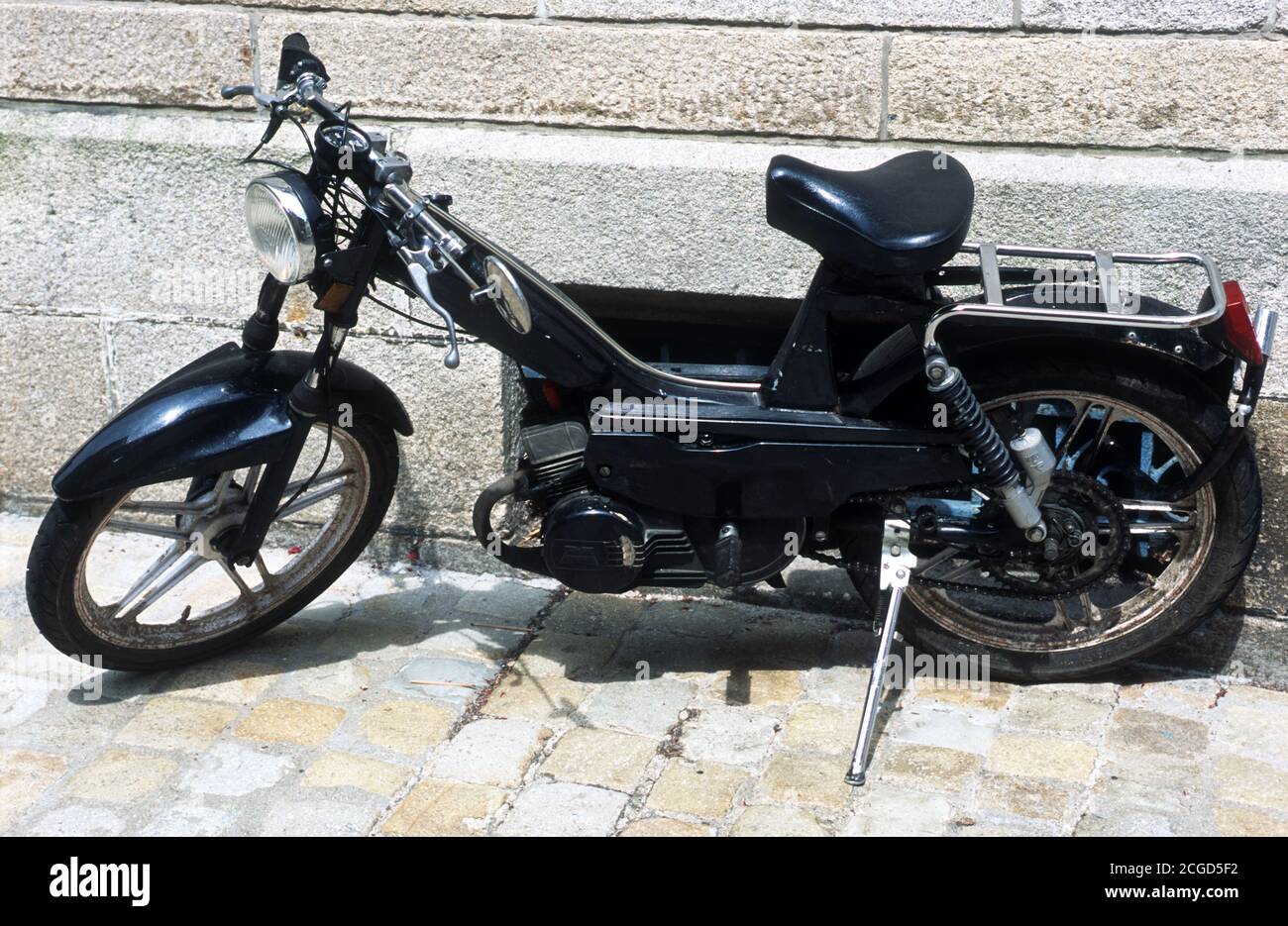 French moped Banque de photographies et d’images à haute résolution Alamy