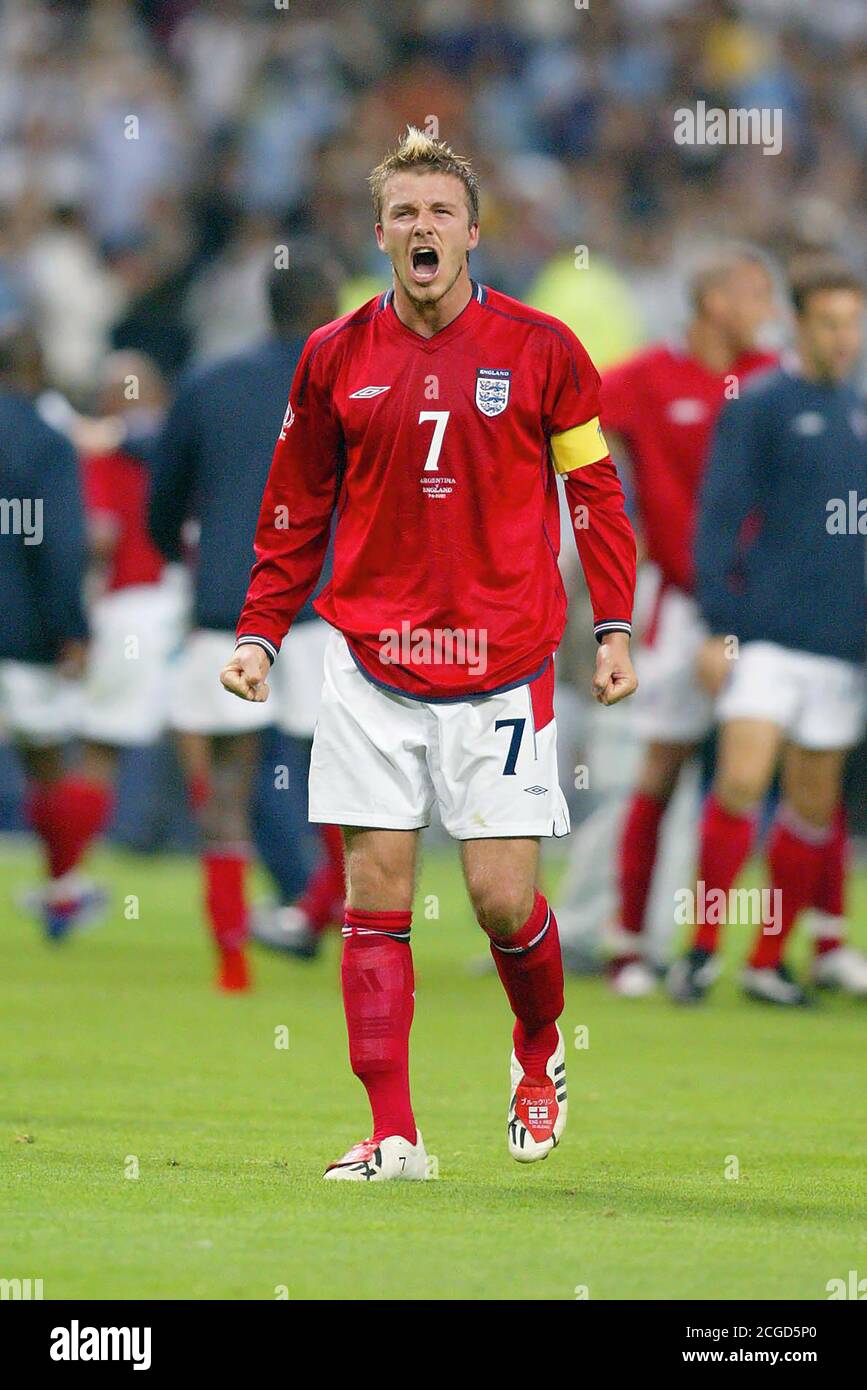 Maillot Réversible Umbro Angleterre 2002 – David Beckham #7 Contre Argentine (L, Rouge)