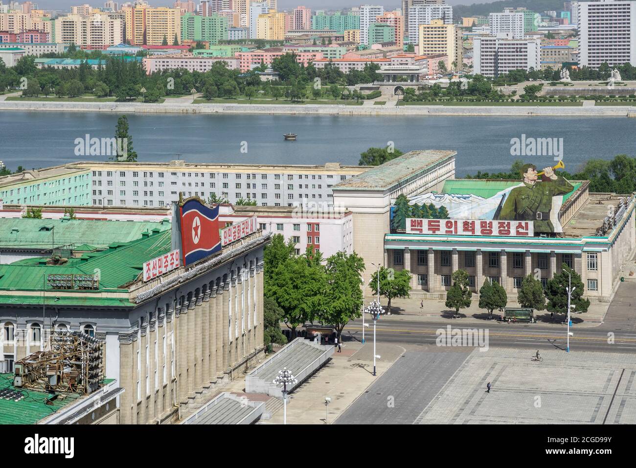 Vue sur la ville depuis le palais des etudes du peuple, de la province de Pyongan, Pyongyang, Corée du Nord Banque D'Images