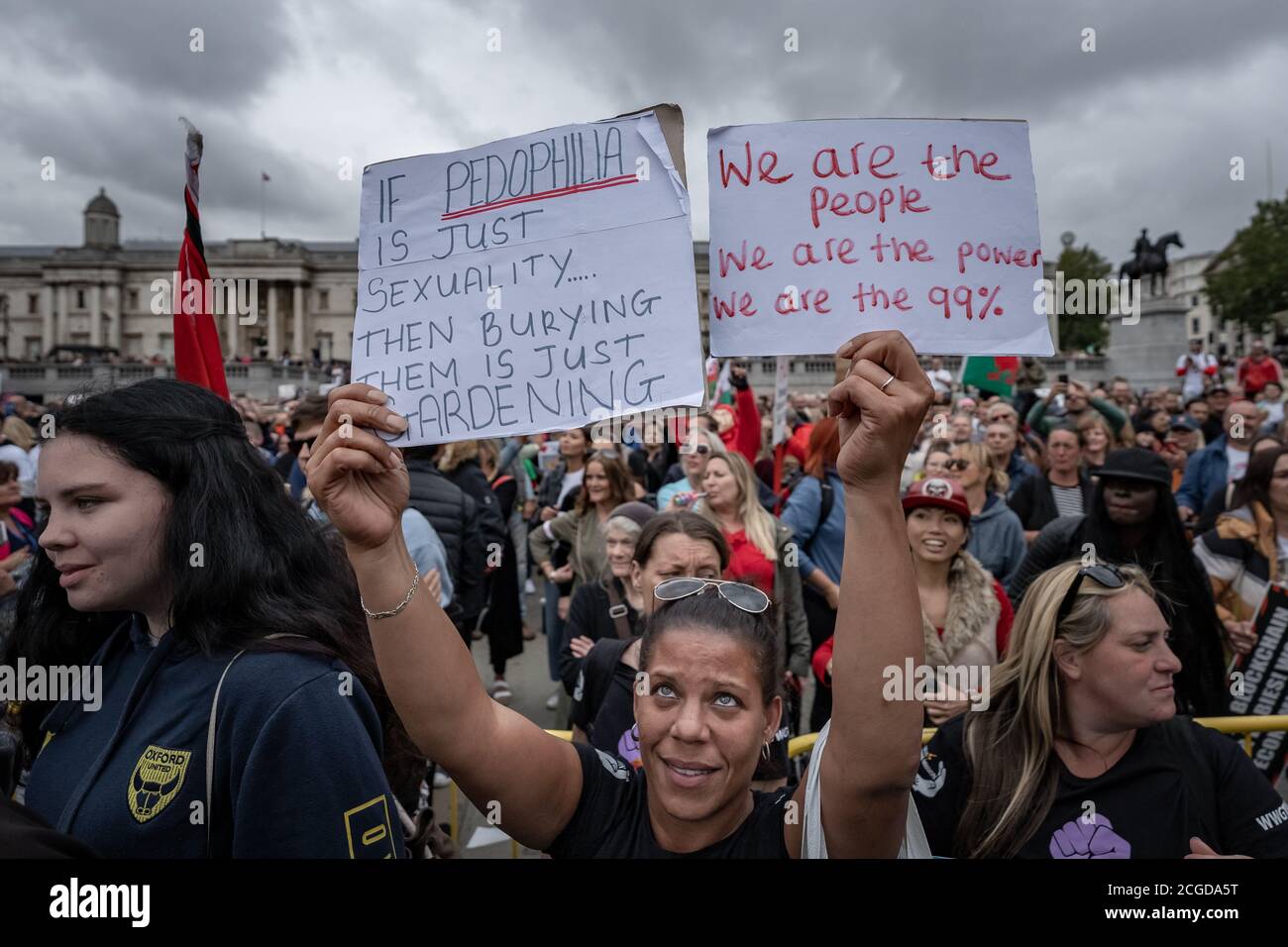 Manifestation de masse de théoricien de conspiration de la COVID de ‘Unite for Freedom’ à Trafalgar Square, Londres, Royaume-Uni. Banque D'Images
