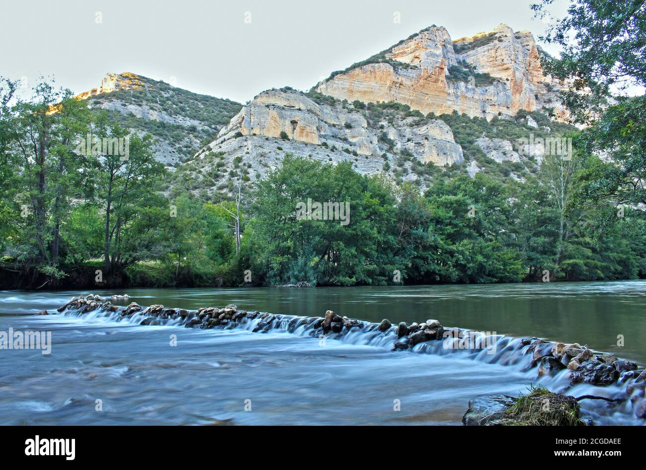 Río Ebro - Pesquera de Ebro Banque D'Images
