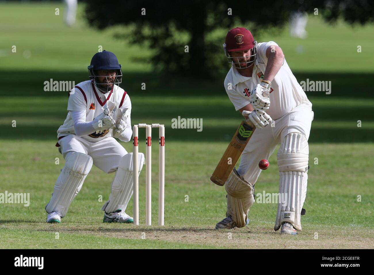 Le cricket amateur en tant que Birkenhead St Mary’s Cricket Club hôte du Merseyside Commonwealth Conference Cricket Club à Birkenhead Park le samedi 1er août 20. Banque D'Images