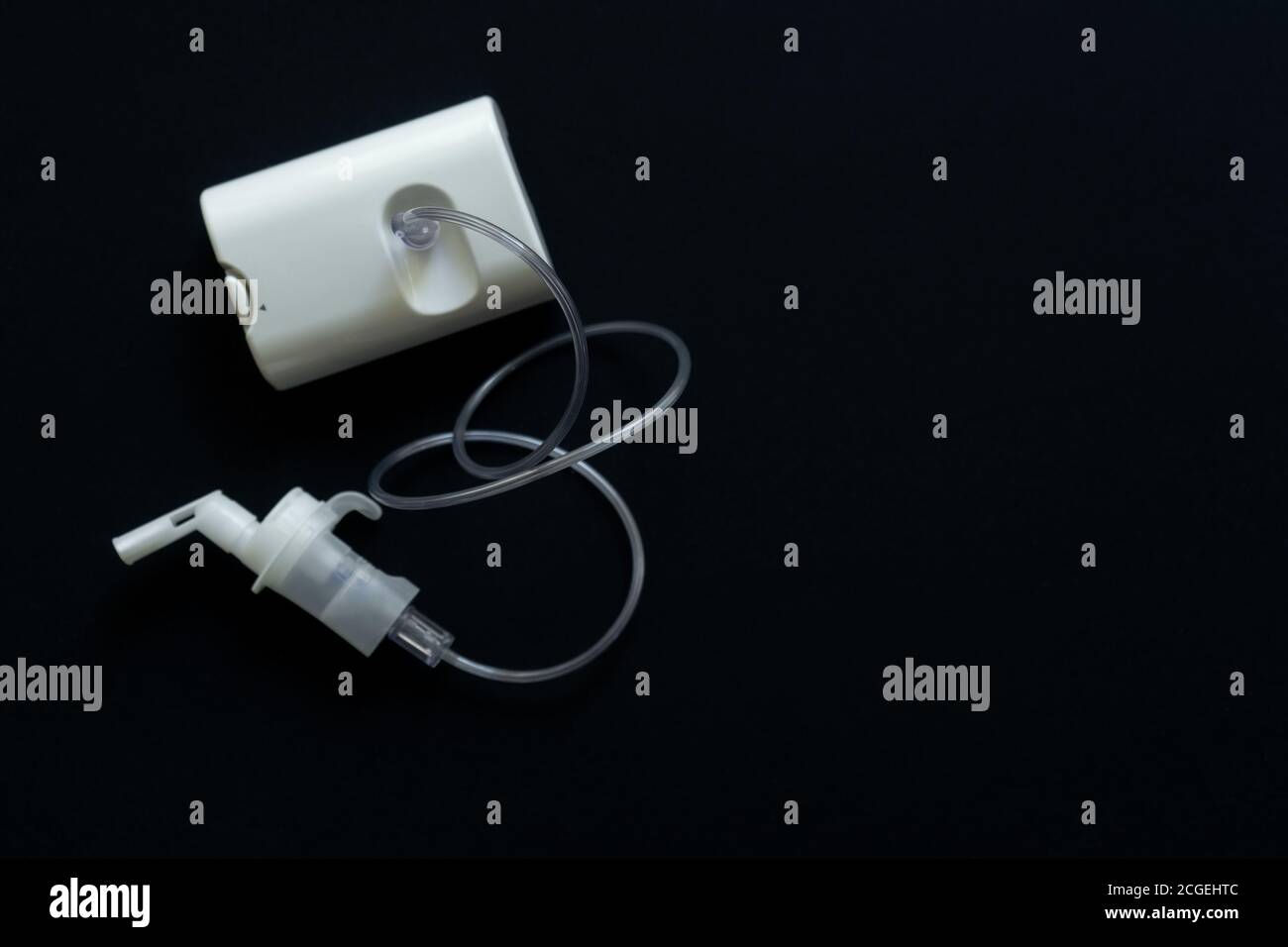 vue de dessus du nébuliseur sur fond noir, traitement de l'asthme Banque D'Images